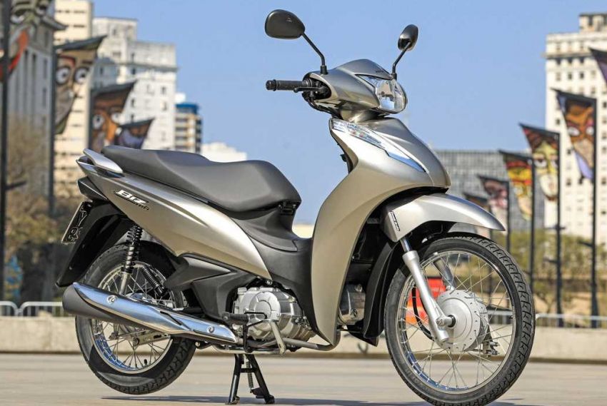 Honda lança Biz 2022 com pequenas mudanças