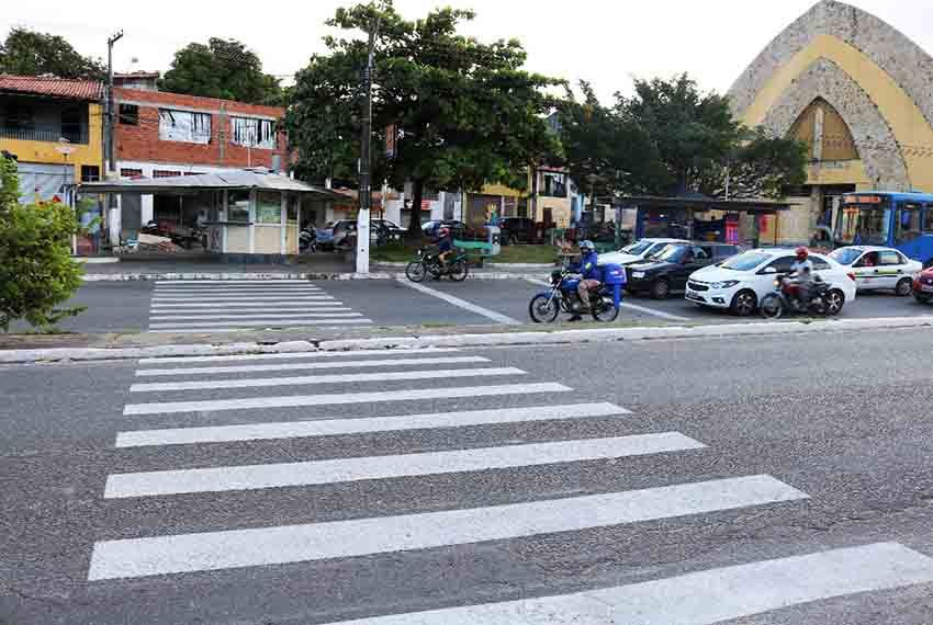 Sinalização horizontal é revitalizada na avenida Visconde de Maracaju