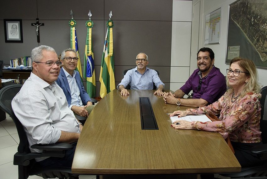 Edvaldo reúne prefeitos da Grande Aracaju e inicia discussões sobre o consórcio de transporte público coletivo
