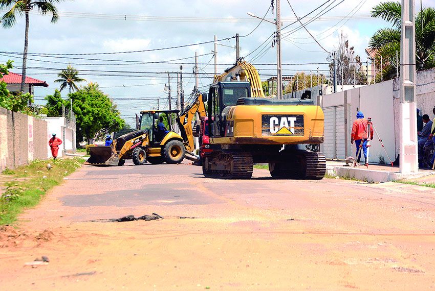 Obras no bairro Coroa do Meio devem durar até o final de 2019