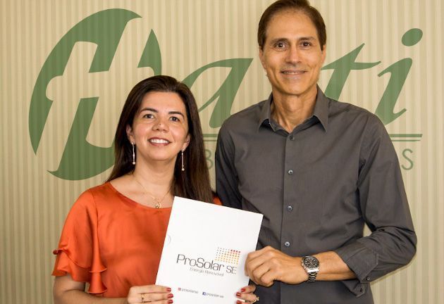 Karine Oliveira torna-se a pioneira na utilização de energia limpa