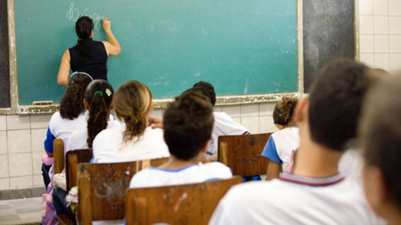 Governo encaminha à Alese projeto para contratação de professores