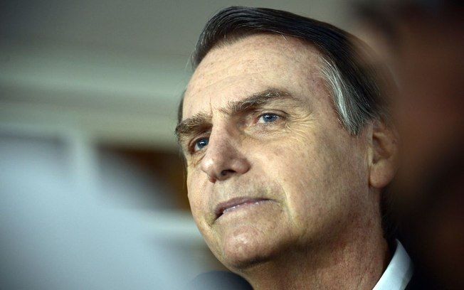 Bolsonaro diz que futuro governo poderá ter 22 ministérios