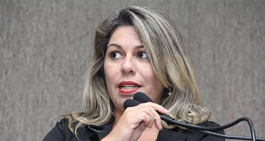 Lucimara Passos deixa a presidência do PC do B em Aracaju e anuncia desfiliação