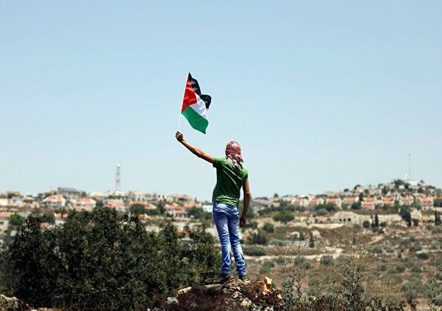EUA suspendem assistência a palestinos na Cisjordânia e em Gaza