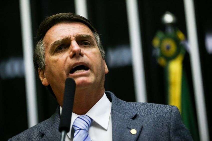 Bolsonaro diz que hoje “bate o martelo” sobre reforma da Previdência