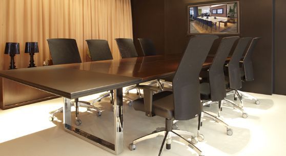 Sala de reuniões equipada consolida tendência home office