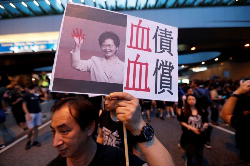 Manifestantes de Hong Kong vão continuar a lutar