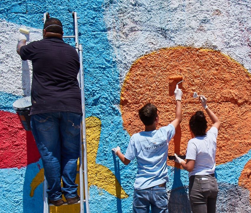 Workshop de grafitagem acontece em duas escolas municipais na capital