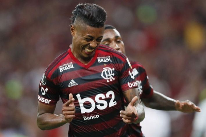 Flamengo põe um pé nas semifinais da Libertadores