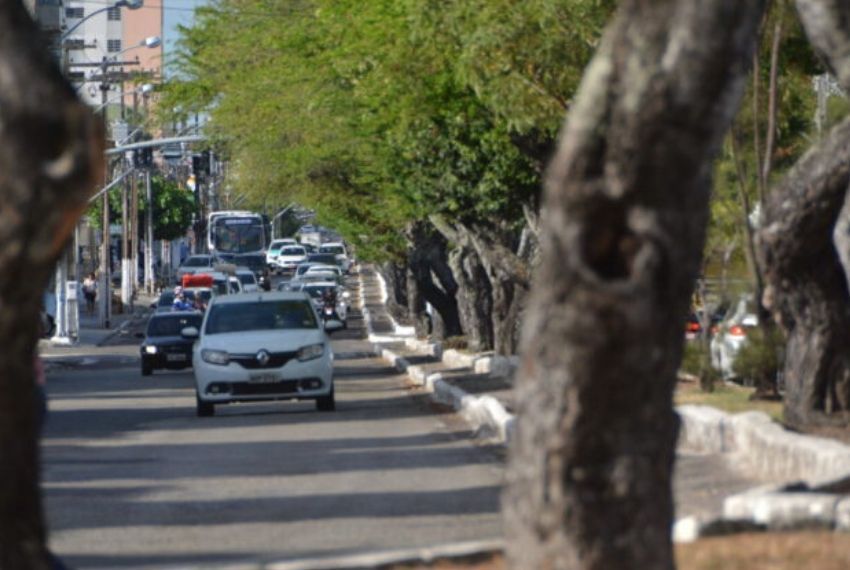 Aracaju: vias em obras continuam com trânsito em meia pista nesta sexta