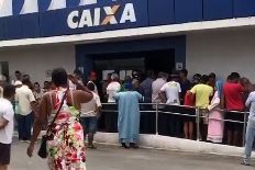Moradores de Lagarto lotam agências bancárias
