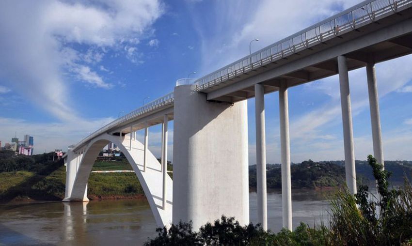 Ponte entre Brasil e Paraguai será reaberta hoje