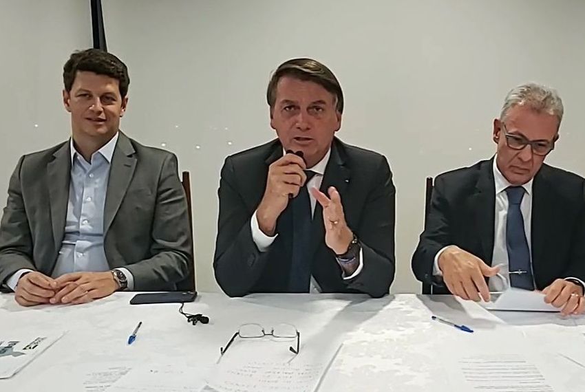 Bolsonaro pede que população economize energia elétrica