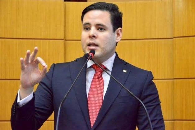 Rodrigo Valadares faz críticas à gestão do prefeito Edvaldo Nogueira