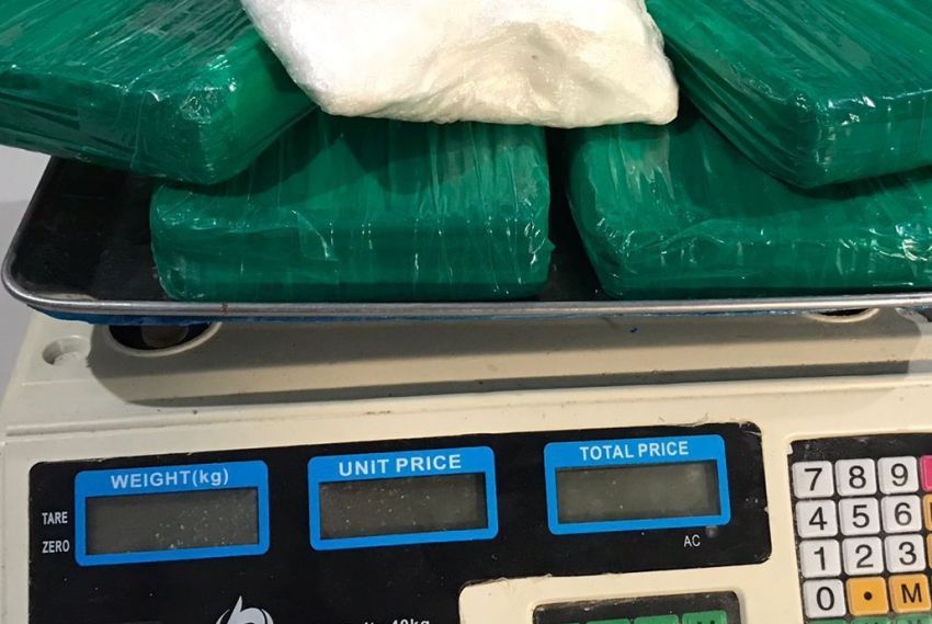 Cerca de cinco quilos de cocaína são apreendidos dentro de casa em Itaporanga D'Ajuda