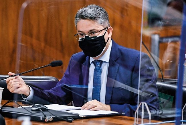 Alessandro Vieira apresentou notícia-crime no Supremo Tribunal Federal