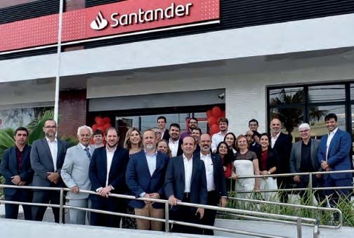 Santander inaugura 7ª agência no Centro Médico Jouberto Uchôa