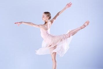 Ballet na Praça apresenta espetáculo inspirado em clássicos da Disney