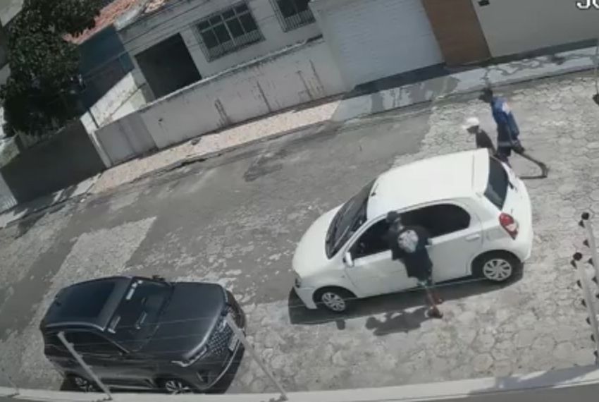 Polícia Civil procura por suspeitos de roubo de carro ocorrido na capital