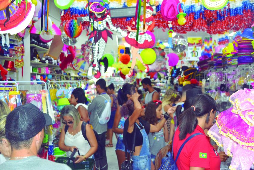 Carnaval deverá movimentar R 40 milhões em Sergipe aponta Fecomércio