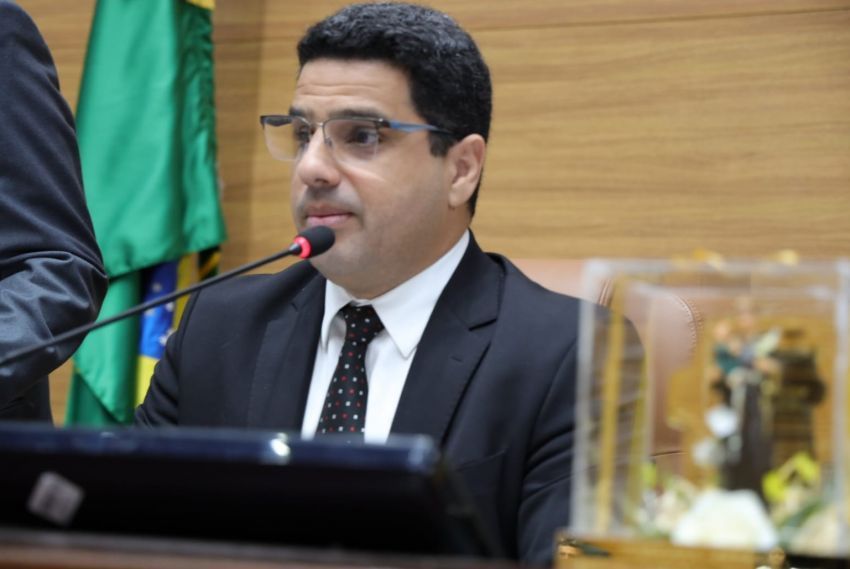 Jeferson Andrade reeleito para comandar a Assembleia