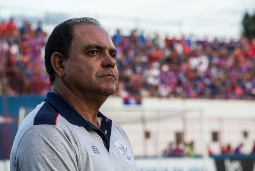 Waguinho Dias é o novo técnico do Confiança