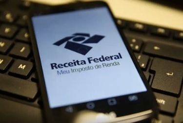 Receita paga nesta segunda último lote de restituição do IR 2024