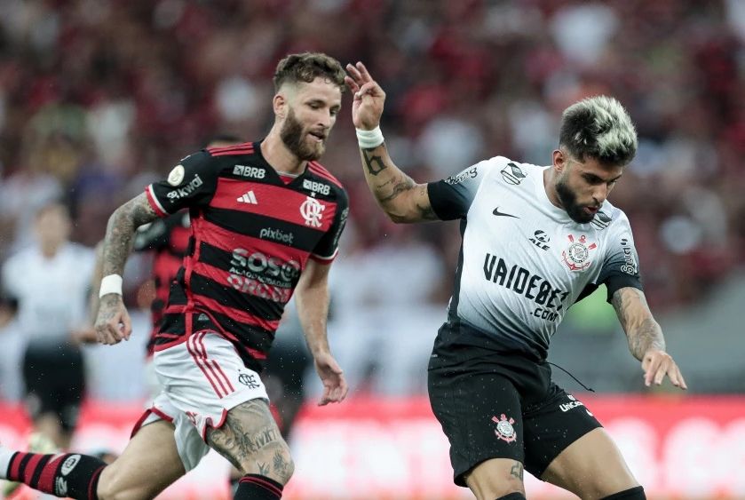 Flamengo e Corinthians se enfrentam em jogo de ida por vaga na final