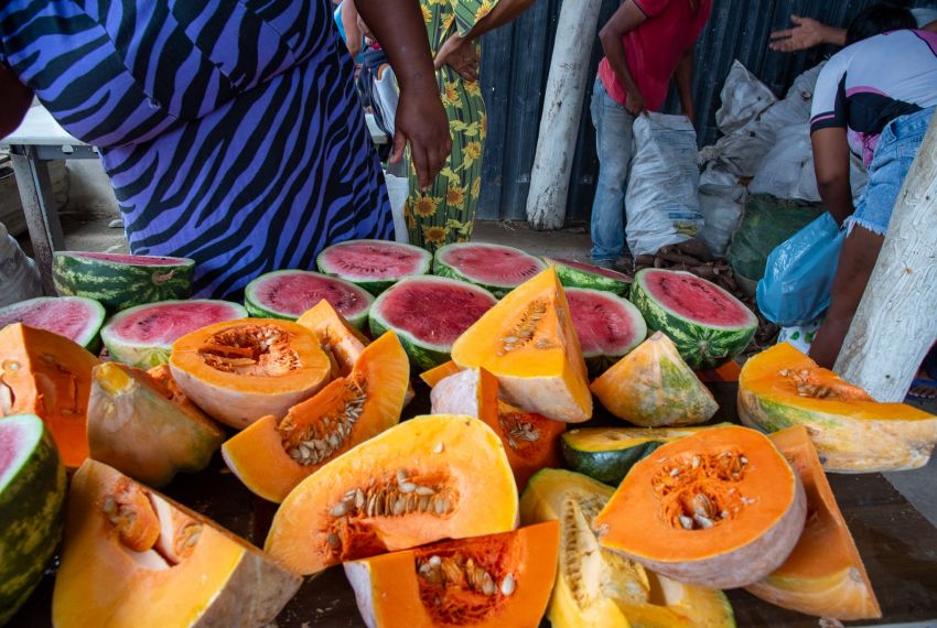 Sergipe distribui mais de mil toneladas de alimentos para a população