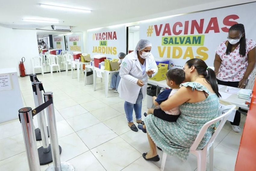 Eleições 2024: vacinação nos shoppings acontece normalmente no sábado, dia 26