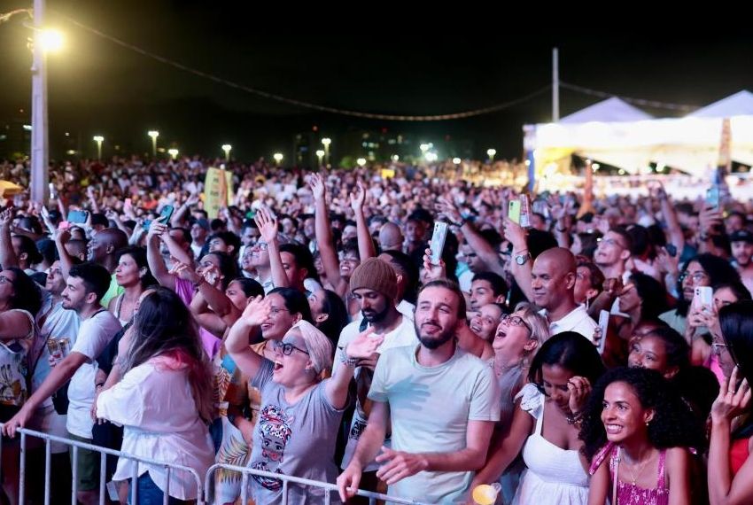 Réveillon 2025: Prefeitura garante pluralidade musical com atrações diversificadas