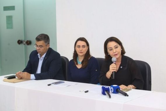 Emília instaura auditoria na Maternidade Lourdes Nogueira