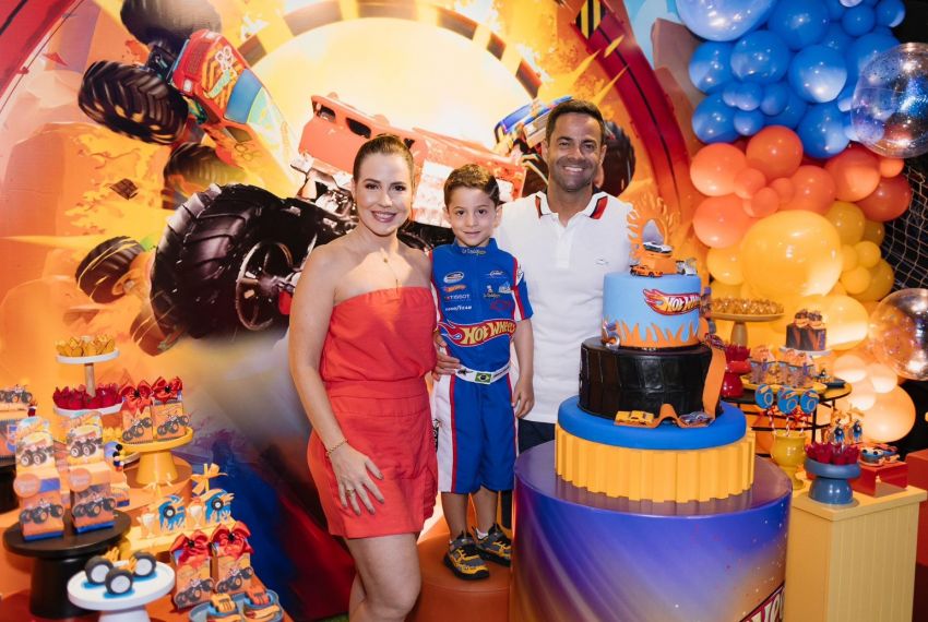 Eduardo Bastos comemorou 5 anos com festa Hot Wheels