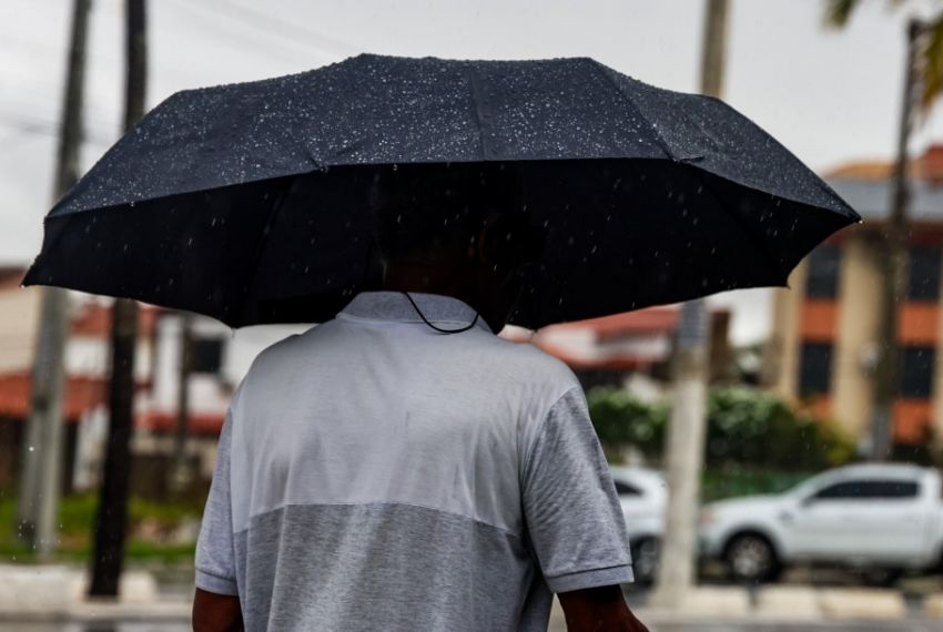 Alerta de chuvas em Sergipe é estendido até quarta-feira, 15