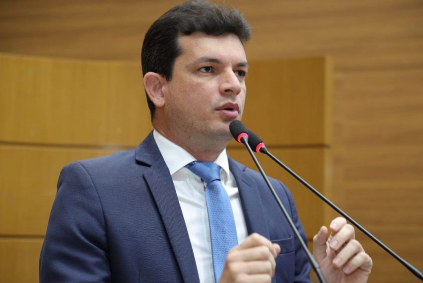 Deputado Paulo Júnior solicita informações sobre rodovias e pontes do estado