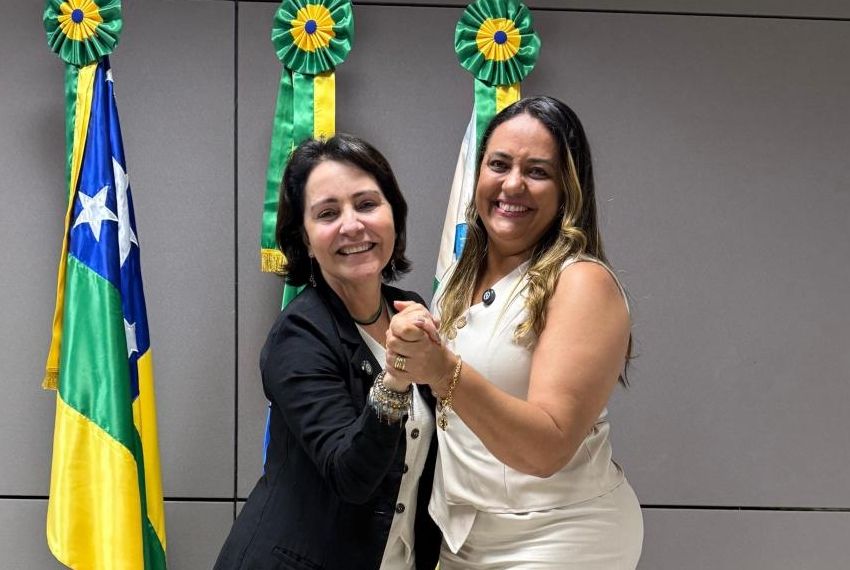 Prefeita Emília anuncia Elaine Oliveira como secretária da Sermulher