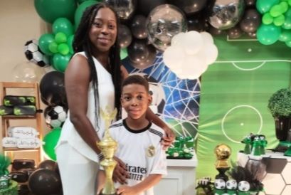 Aline Praxedes comemora aniversário do filho Davi