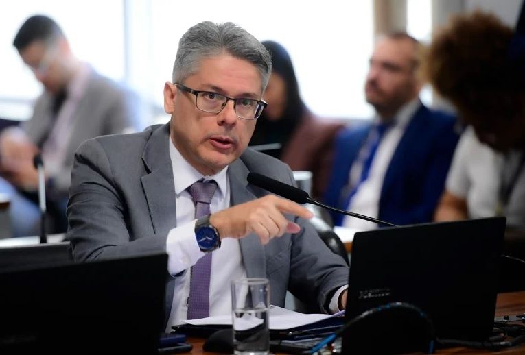 Alessandro Vieira propõe texto alternativo para reforma eleitoral