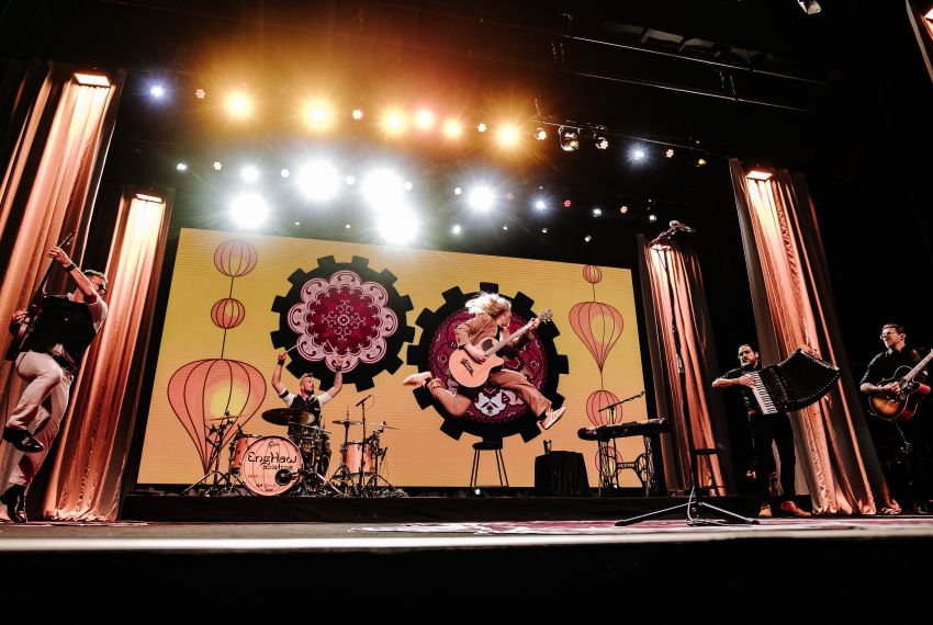 Show do ex-Engenheiros do Hawaii em Aracaju abre lote extra de mesas