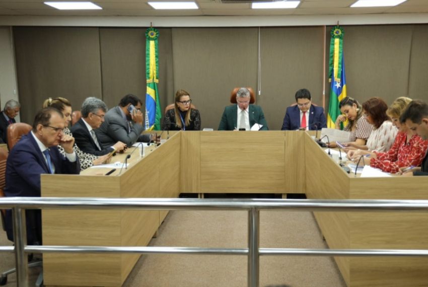 É aprovada PLC que altera carreira de auditores fiscais tributários