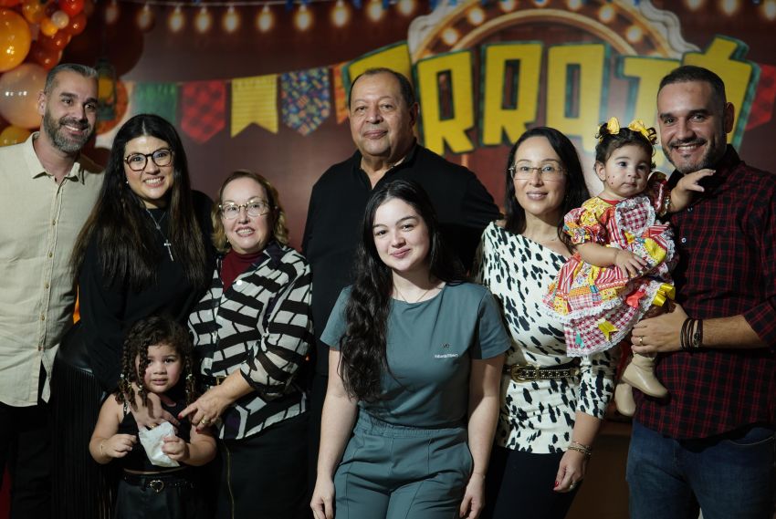 Arraiá do escritório Eduardo Ribeiro advocacia celebra São João com animação