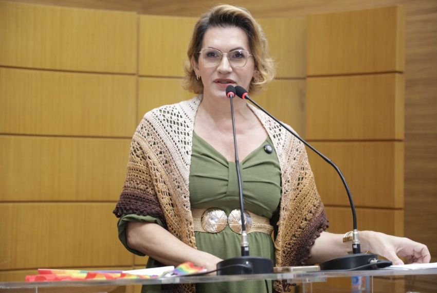 Linda Brasil volta a denunciar demissões na FHS