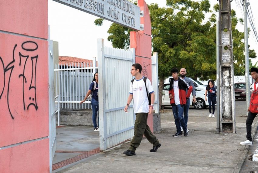Rede Pública Estadual de Ensino retorna às aulas no dia 21 de julho