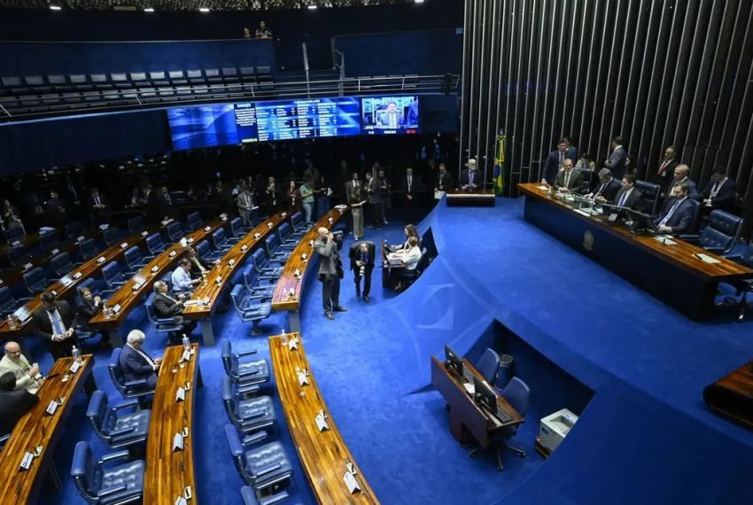 Senado aprova isenção de IR para quem ganha até dois salários-mínimos