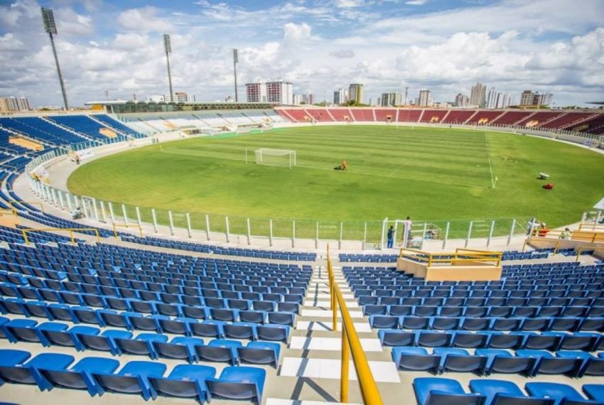 Partida Bahia x Corinthians acontece no Batistão neste sábado, 9