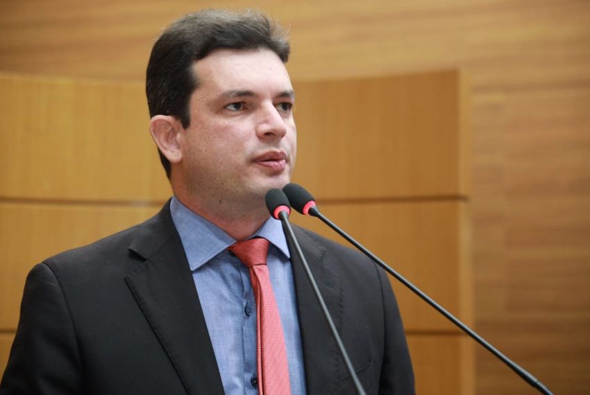 Paulo Júnior cobra envio de projeto sobre reajuste de servidores
