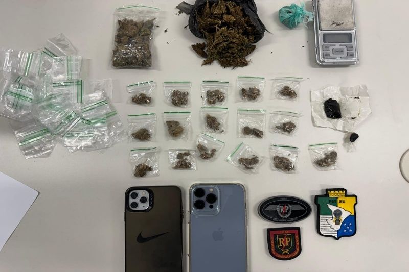 Polícia Militar prende dupla por tráfico de drogas na Zona Sul