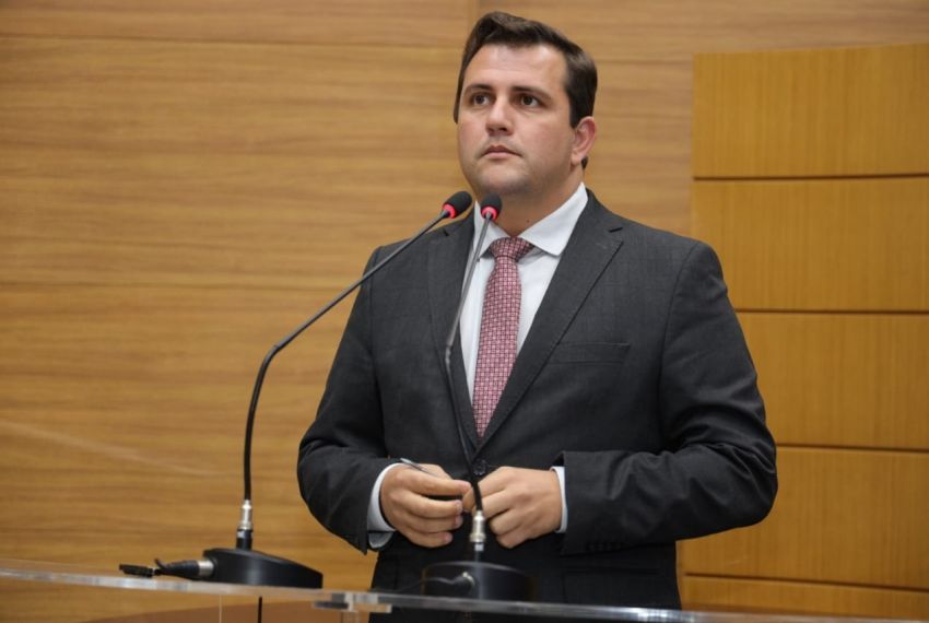 Marcos Oliveira cobra debate sobre previdência estadual em Sergipe