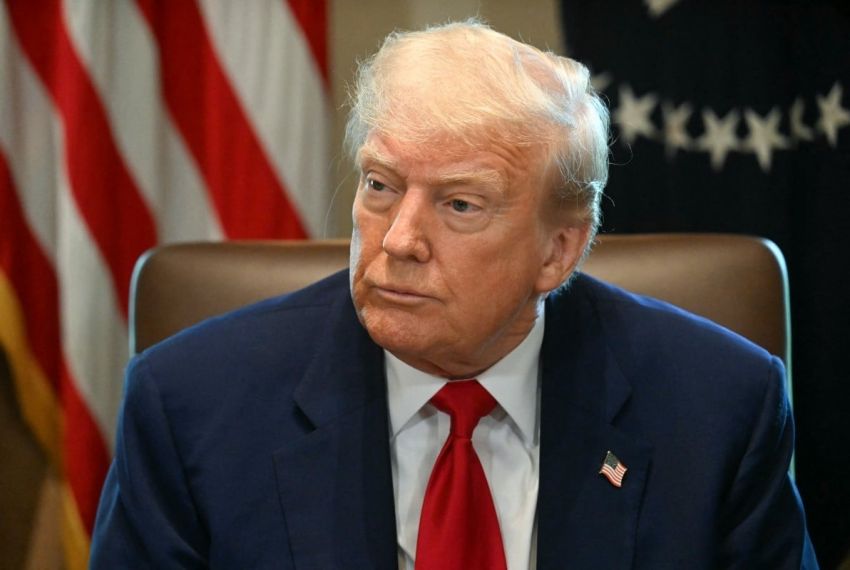Trump ameaça cancelar licenças de TVs e rádios que criticam governo